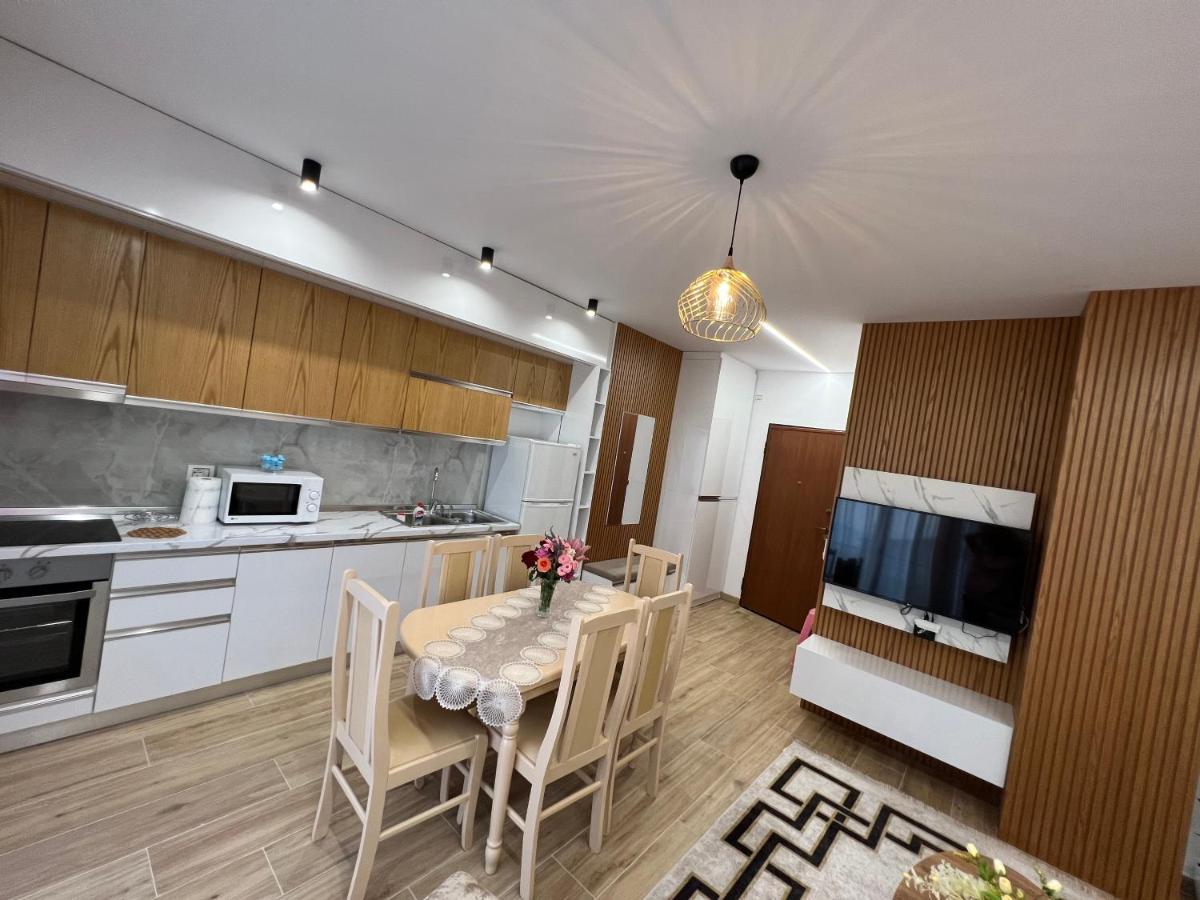 West View Apartment Дуррес Екстер'єр фото